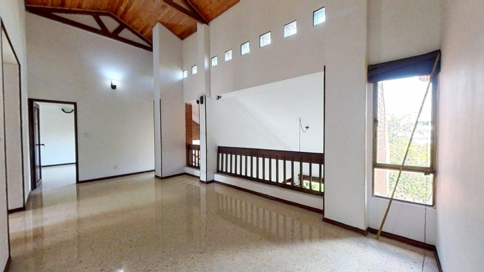 Apartamento de 4 alcobas en venta en El Ingenio, Cali, 207 m² · foto 8 de 18