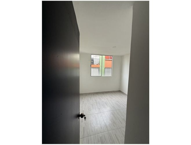 Apartamento de 3 alcobas en venta en Santa Anita, Cali, 62 m² · foto 4 de 17
