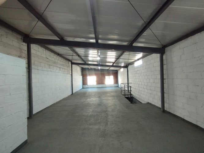 Bodega en arriendo en Cristo Rey, Medellín, 170 m² · foto 7 de 13