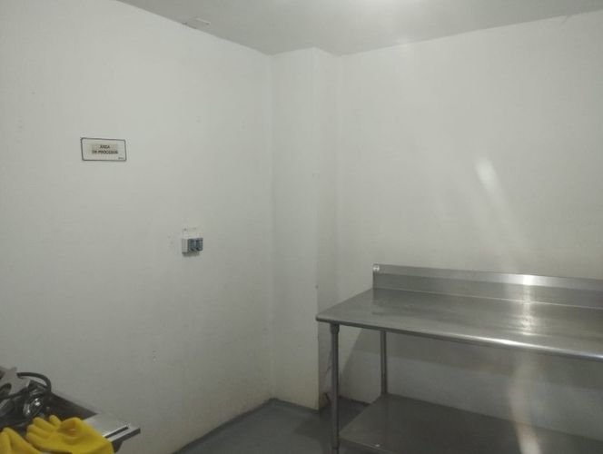 Bodega en arriendo en Cristo Rey, Medellín, 170 m² · foto 10 de 13