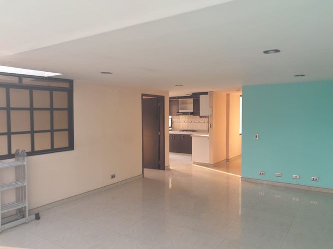 Apartamento de 3 alcobas en venta en Bellavista, Bogotá, 52 m² · foto 6 de 24