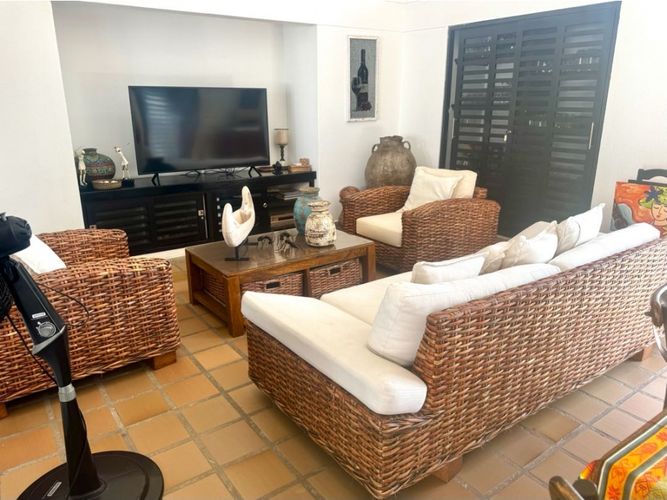 Casa de 4 alcobas en venta en Ricaurte, 250 m² · foto 4 de 24