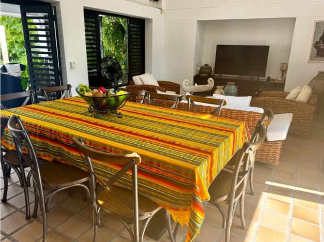 Casa de 4 alcobas en venta en Ricaurte, 250 m² · foto 6 de 24