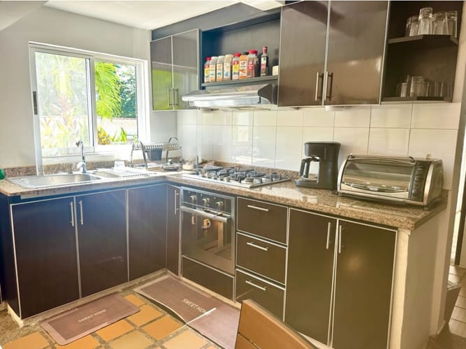 Casa de 4 alcobas en venta en Ricaurte, 250 m² · foto 7 de 24