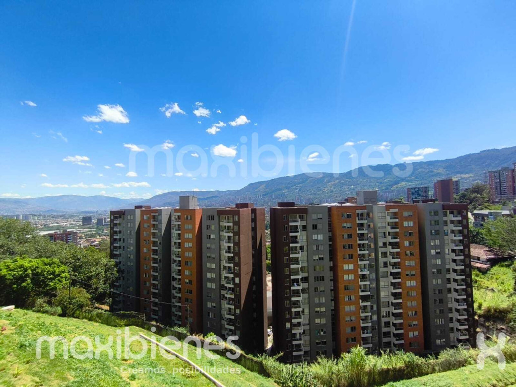 Apartamento en Arriendo en La Cuenca, Envigado