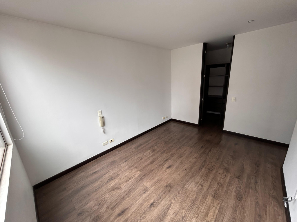 Apartamento en venta en Santa Barbara, Bogotá · foto 15 de 24