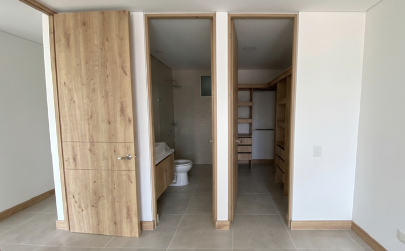 Apartamento de 3 alcobas en venta en Senderos Del Lili, Cali, 76 m² · foto 3 de 10