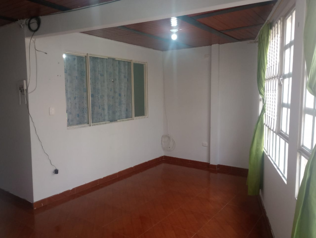 Casa en venta en Chico Sur, Bogotá · foto 4 de 24