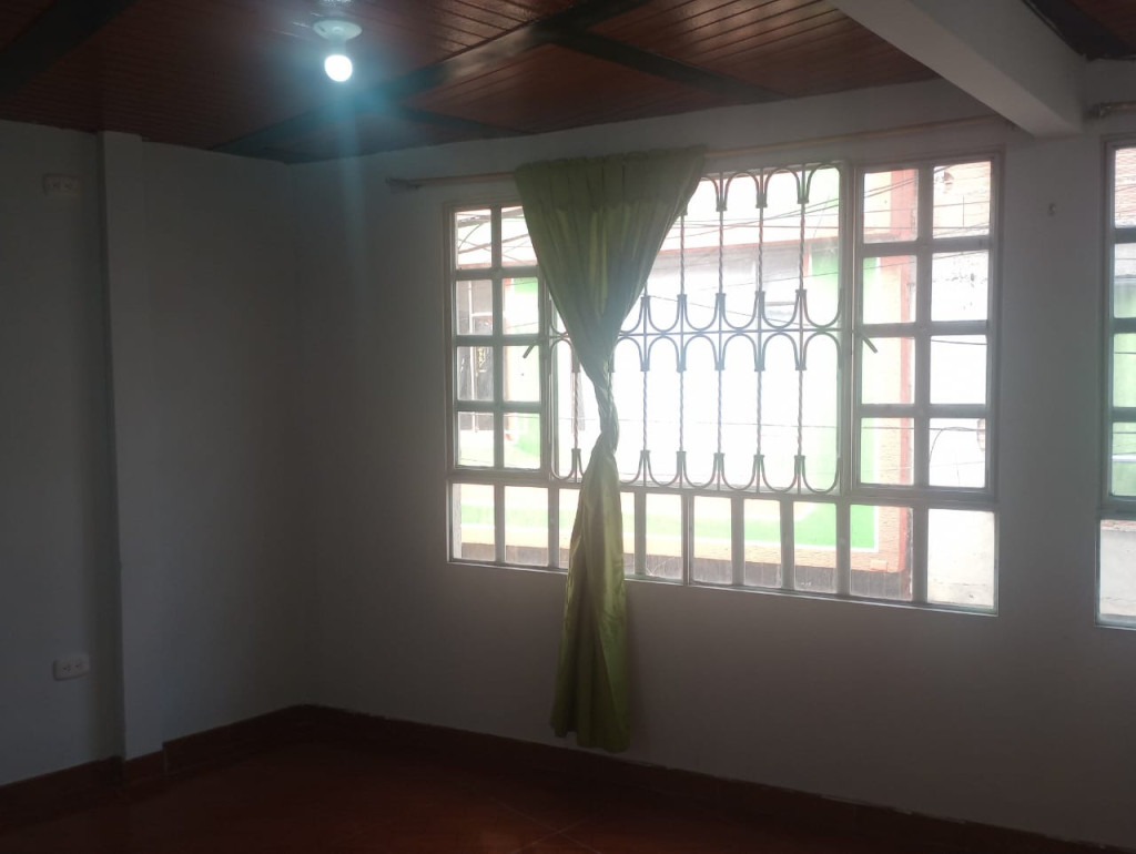 Casa en venta en Chico Sur, Bogotá · foto 7 de 24