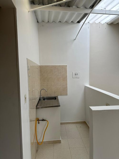 Casa de 7 alcobas en venta en Bosa La Libertad, Bogotá, 265 m² · foto 18 de 24
