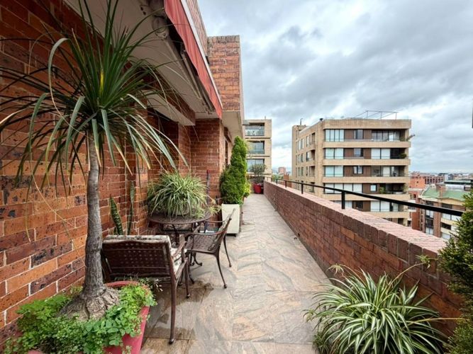 Apartamento de 2 alcobas en arriendo en La Cabrera, Bogotá, 130 m² · foto 7 de 24