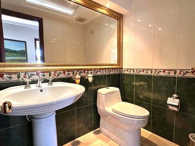 Apartamento de 2 alcobas en arriendo en La Cabrera, Bogotá, 130 m² · foto 20 de 24