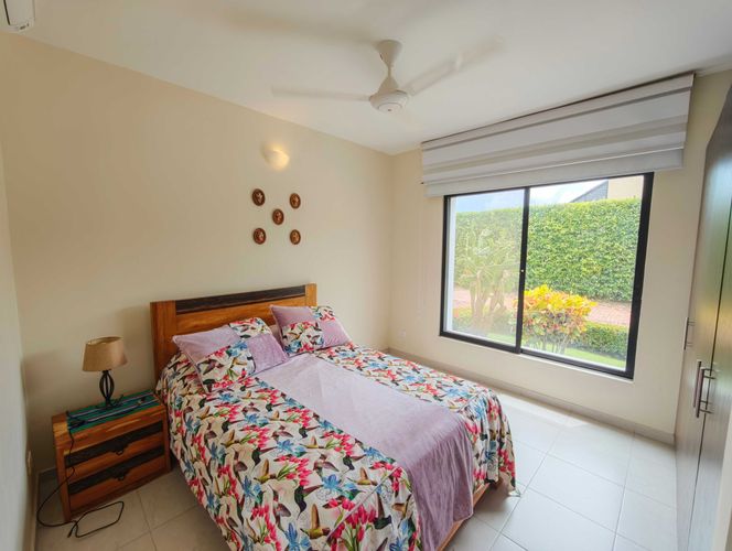 Casa de 4 alcobas en venta en Ricaurte, Ricaurte, 438 m² · foto 16 de 24