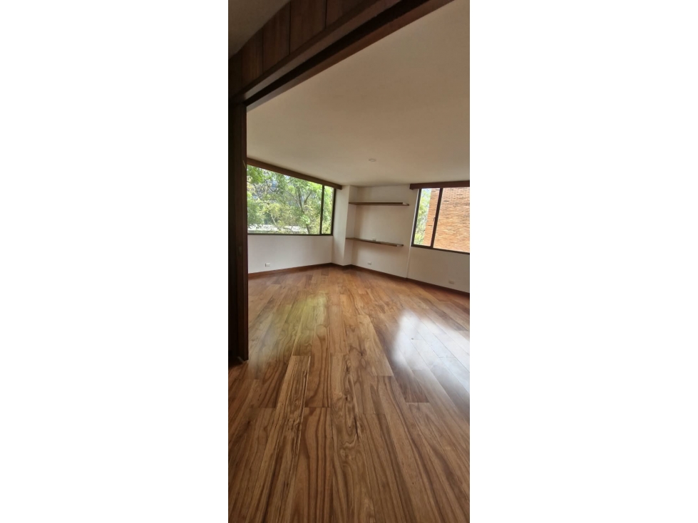 Apartamento en venta en El Nogal, Bogotá · foto 3 de 9