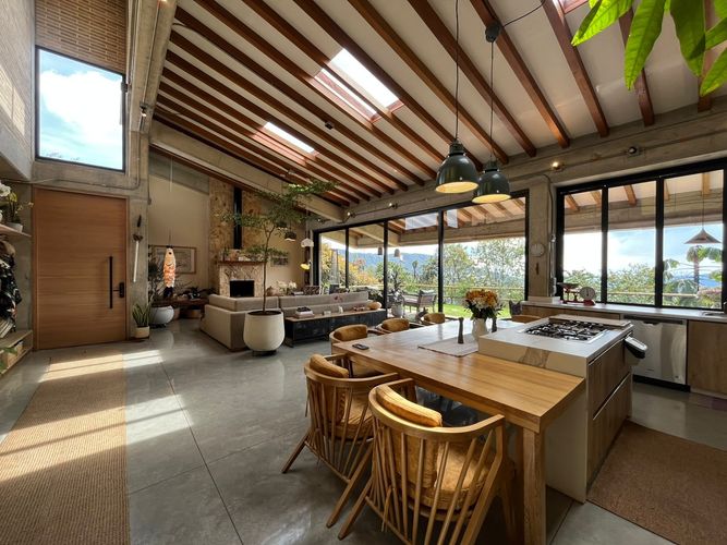 Casa de 4 alcobas en venta en Escobero, Envigado, 350 m² · foto 6 de 20