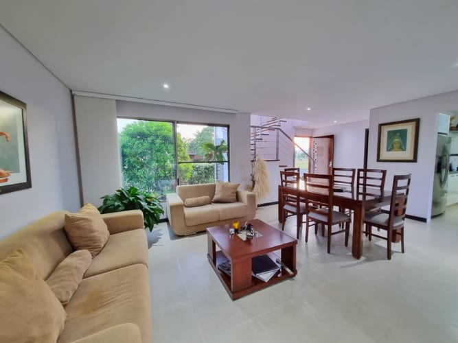 Casa de 3 alcobas en venta en La Morada, Jamundí, 215 m² · foto 3 de 24