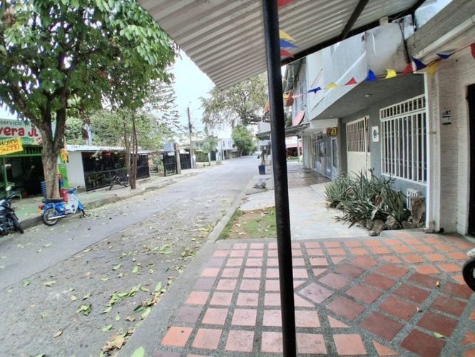 Casa en venta en Chicala, Neiva, 78 m² · foto 4 de 6