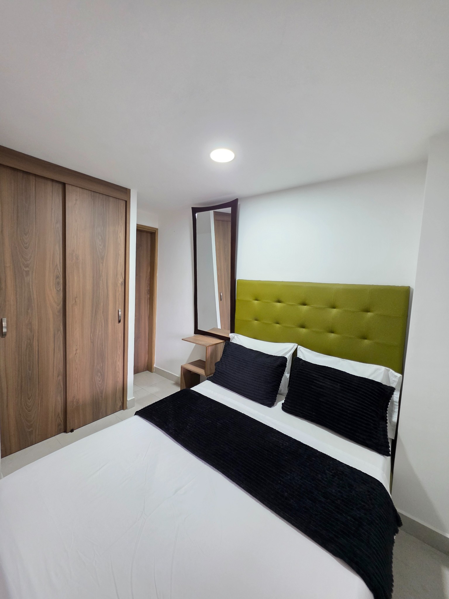 Apartaestudio en arriendo en Laureles, Medellín · foto 23 de 24