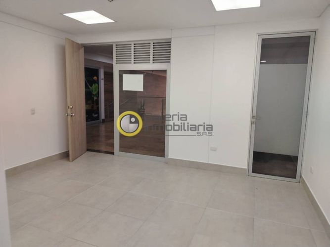 Oficina en arriendo en Casco Antiguo - Floridablanca, Floridablanca, 21 m² · foto 5 de 7