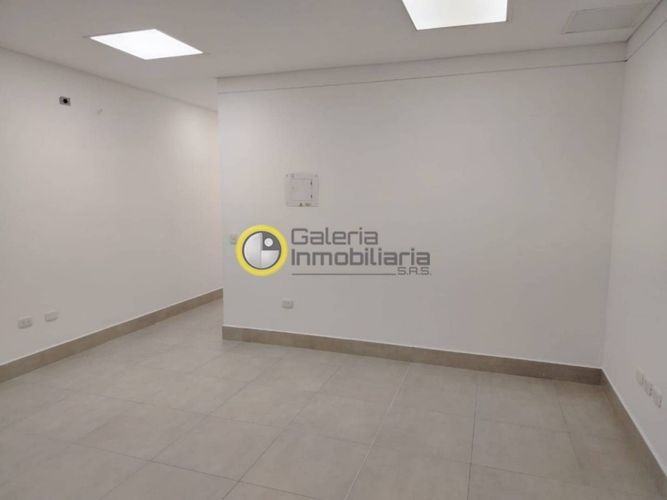 Oficina en arriendo en Casco Antiguo - Floridablanca, Floridablanca, 21 m² · foto 6 de 7