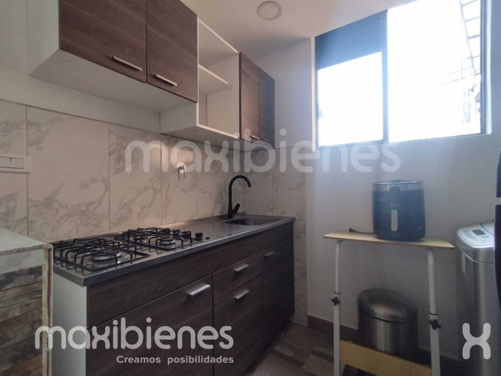 Apartamento en venta en Boston, Medellín · foto 3 de 14