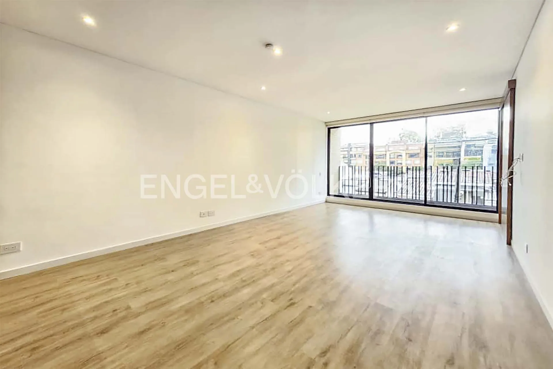 Apartamento en venta en Puente Largo, Bogotá · foto 2 de 19