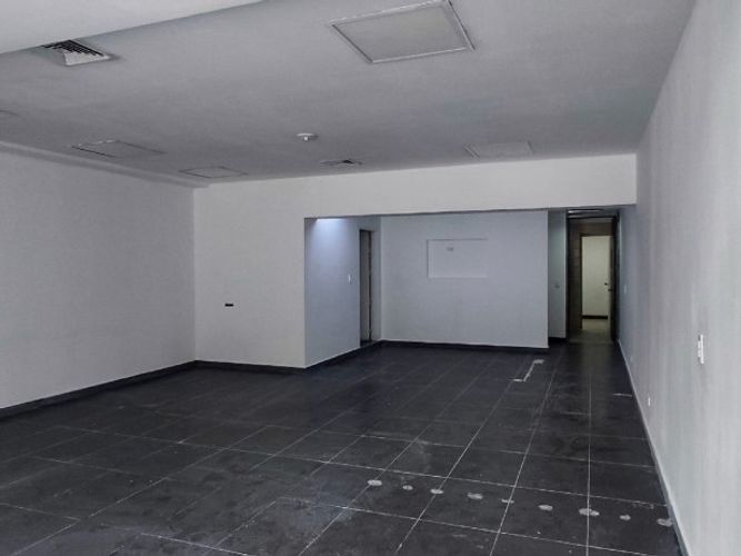 Local en venta en El Poblado, Medellín, 185 m² · foto 3 de 6