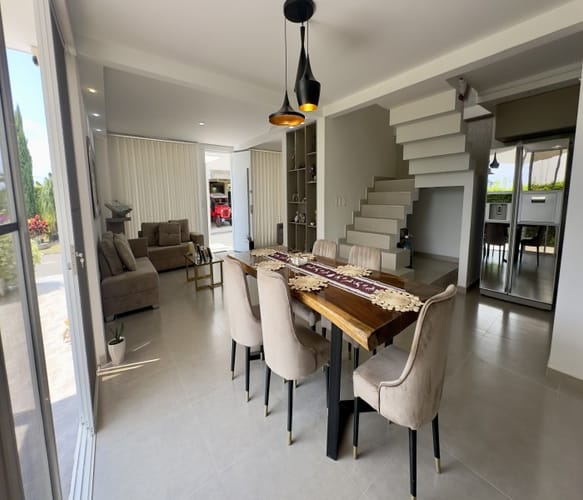 Casa de 4 alcobas en venta en Alfaguara, Jamundí, 430 m² · foto 5 de 24