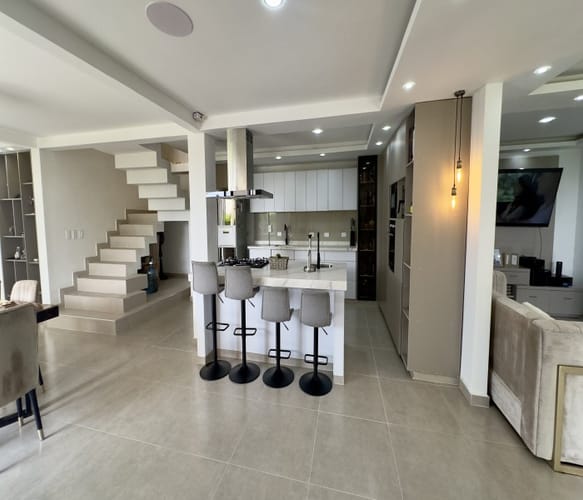 Casa de 4 alcobas en venta en Alfaguara, Jamundí, 430 m² · foto 8 de 24
