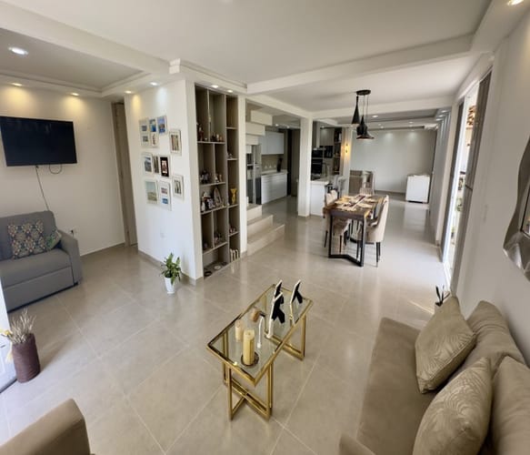 Casa de 4 alcobas en venta en Alfaguara, Jamundí, 430 m² · foto 9 de 24