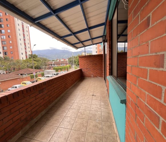Apartamento de 3 alcobas en venta en U. Dep. A. Galindo Plaza Toros, Cali, 75 m² · foto 4 de 22