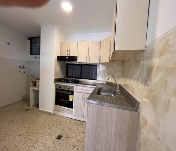 Apartamento de 3 alcobas en venta en U. Dep. A. Galindo Plaza Toros, Cali, 75 m² · foto 6 de 22