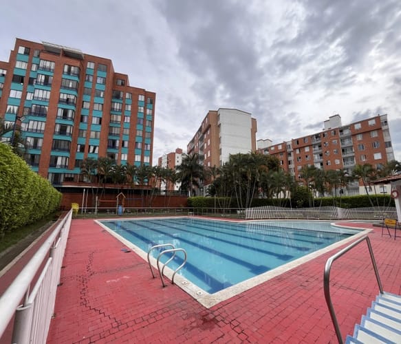 Apartamento de 3 alcobas en venta en U. Dep. A. Galindo Plaza Toros, Cali, 75 m² · foto 19 de 22
