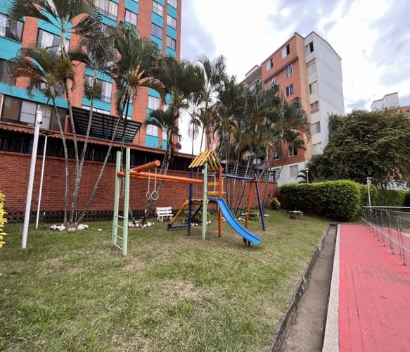 Apartamento de 3 alcobas en venta en U. Dep. A. Galindo Plaza Toros, Cali, 75 m² · foto 21 de 22