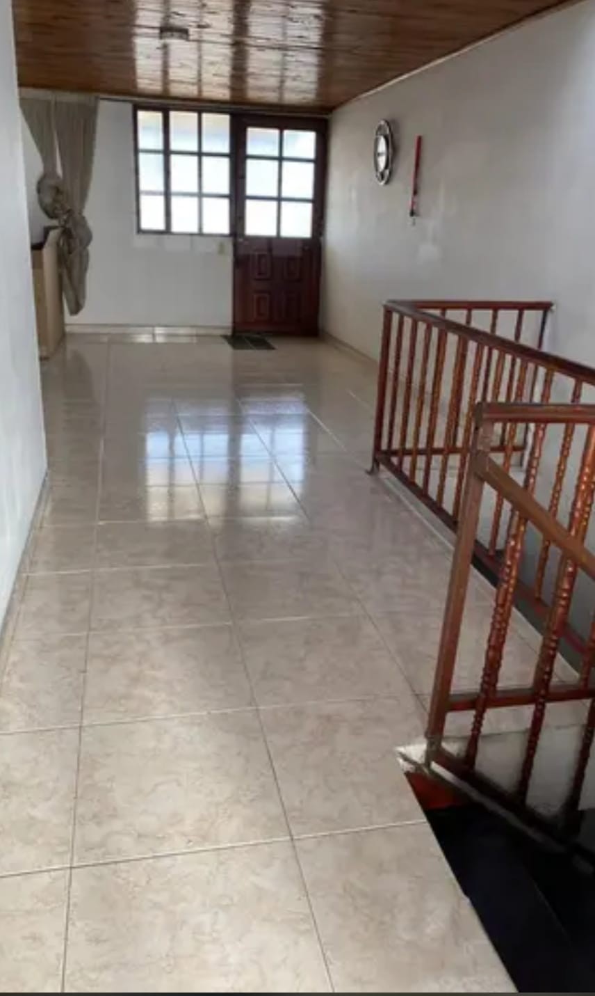 Casa en venta en Milenta, Bogotá · foto 8 de 17