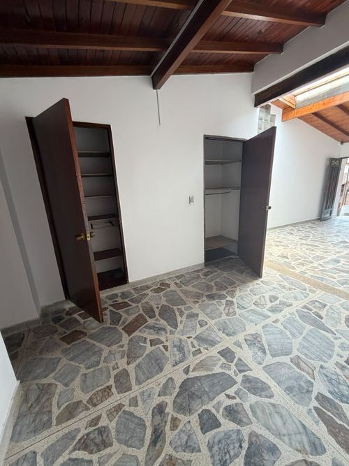 Oficina en arriendo en San Marcos, Envigado, 90 m² · foto 11 de 12