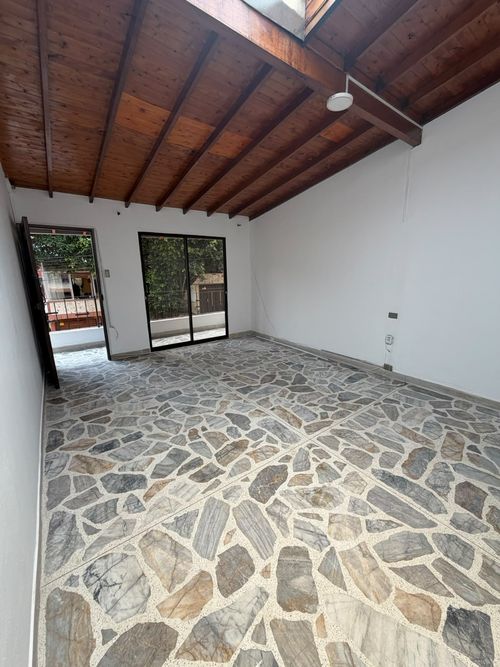 Oficina en arriendo en San Marcos, Envigado, 90 m² · foto 3 de 12