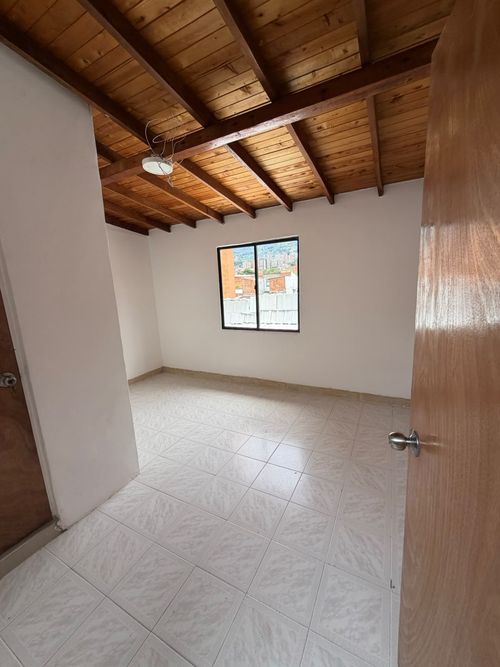 Oficina en arriendo en San Marcos, Envigado, 90 m² · foto 6 de 12