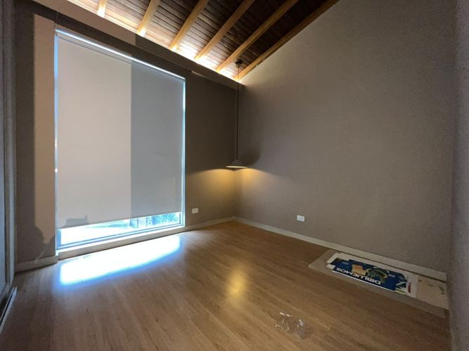 Casa de 3 alcobas en arriendo en Loma El Atravesado, Envigado, 223 m² · foto 14 de 20