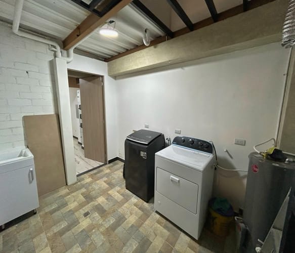 Edificio en venta en Popular, Cali, 560 m² · foto 7 de 24
