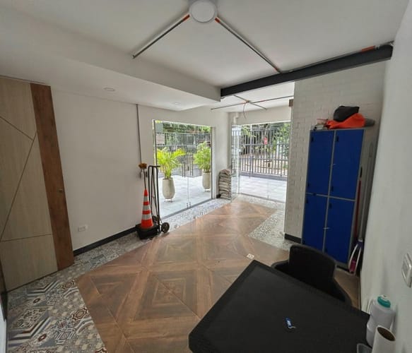 Edificio en venta en Popular, Cali, 560 m² · foto 23 de 24
