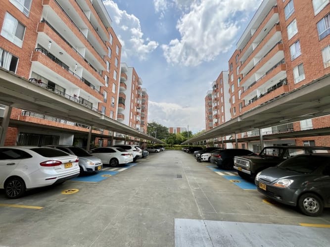Apartamento de 3 alcobas en venta en Bochalema, Cali, 74 m² · foto 16 de 24