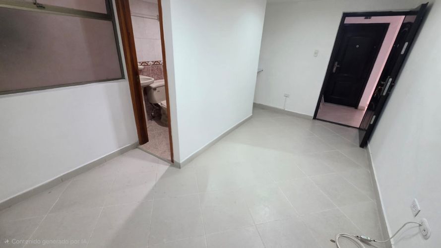 Oficina en arriendo en Mayorca, Sabaneta, 10 m² · foto 3 de 5