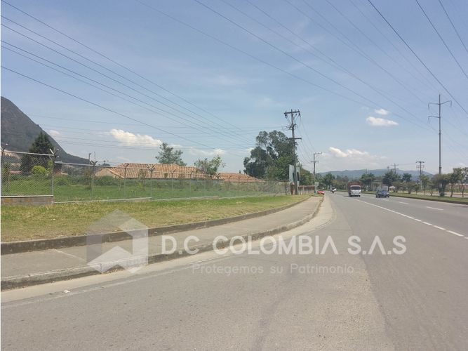 Lote en venta en Chuntame, Cajicá, 24963 m² · foto 10 de 13
