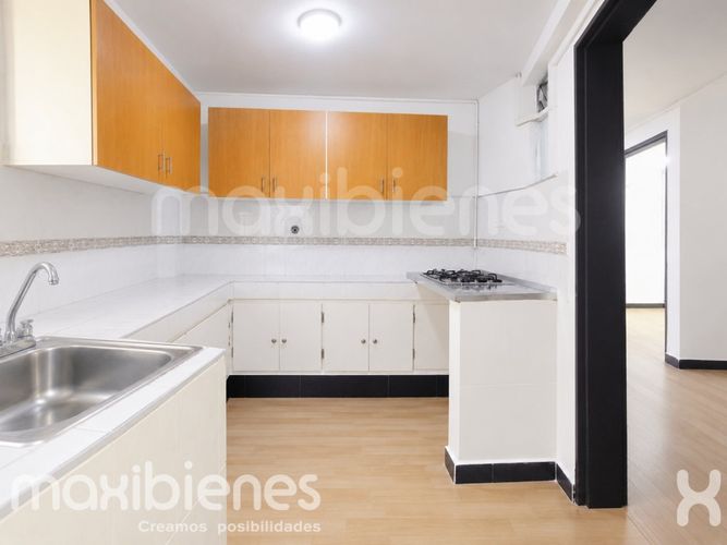 Apartamento de 6 alcobas en arriendo en La Floresta, Medellín, 160 m² · foto 3 de 20