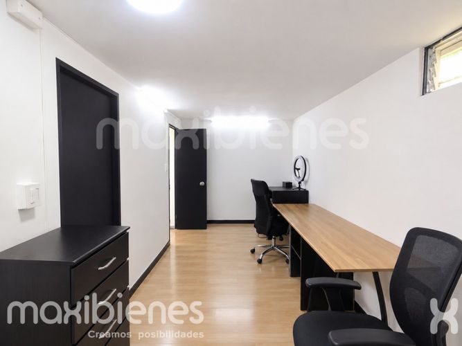 Apartamento de 6 alcobas en arriendo en La Floresta, Medellín, 160 m² · foto 8 de 20