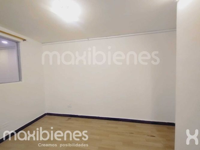 Apartamento de 6 alcobas en arriendo en La Floresta, Medellín, 160 m² · foto 15 de 20