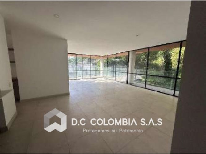 Apartamento de 3 alcobas en venta en Santa Monica, Cali, 206 m² · foto 2 de 9