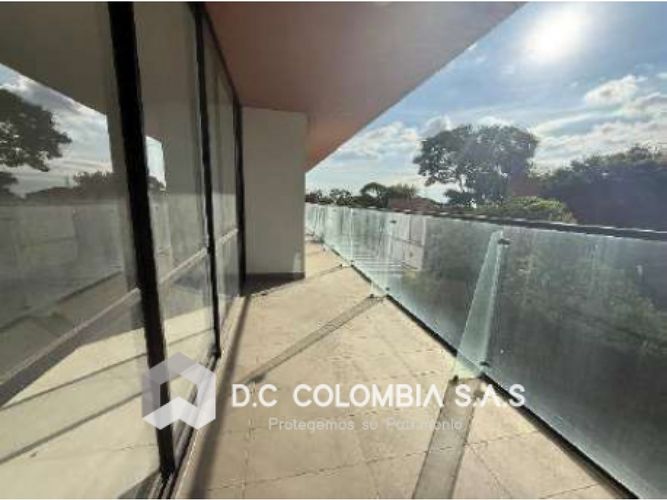 Apartamento de 3 alcobas en venta en Santa Monica, Cali, 206 m² · foto 6 de 9