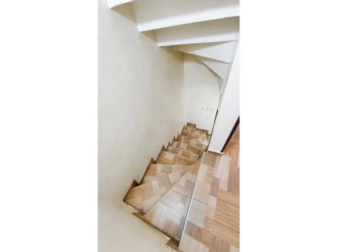 Apartamento en venta en Villa Teresita, Bogotá · foto 8 de 19